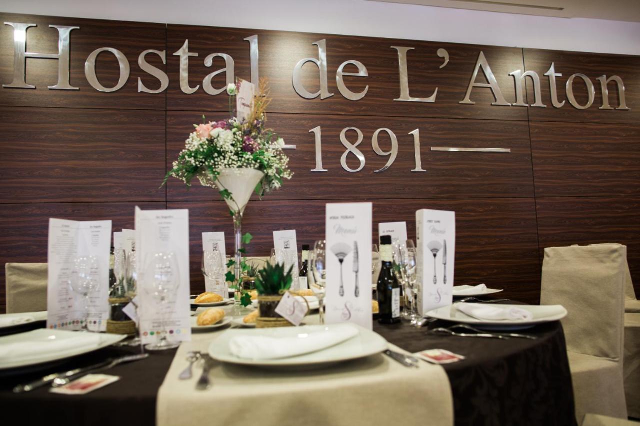 Hotel, H De L'Anton Batea Экстерьер фото